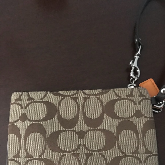 NWOT coach wristlet! Moving sale - Picture 3 of 6